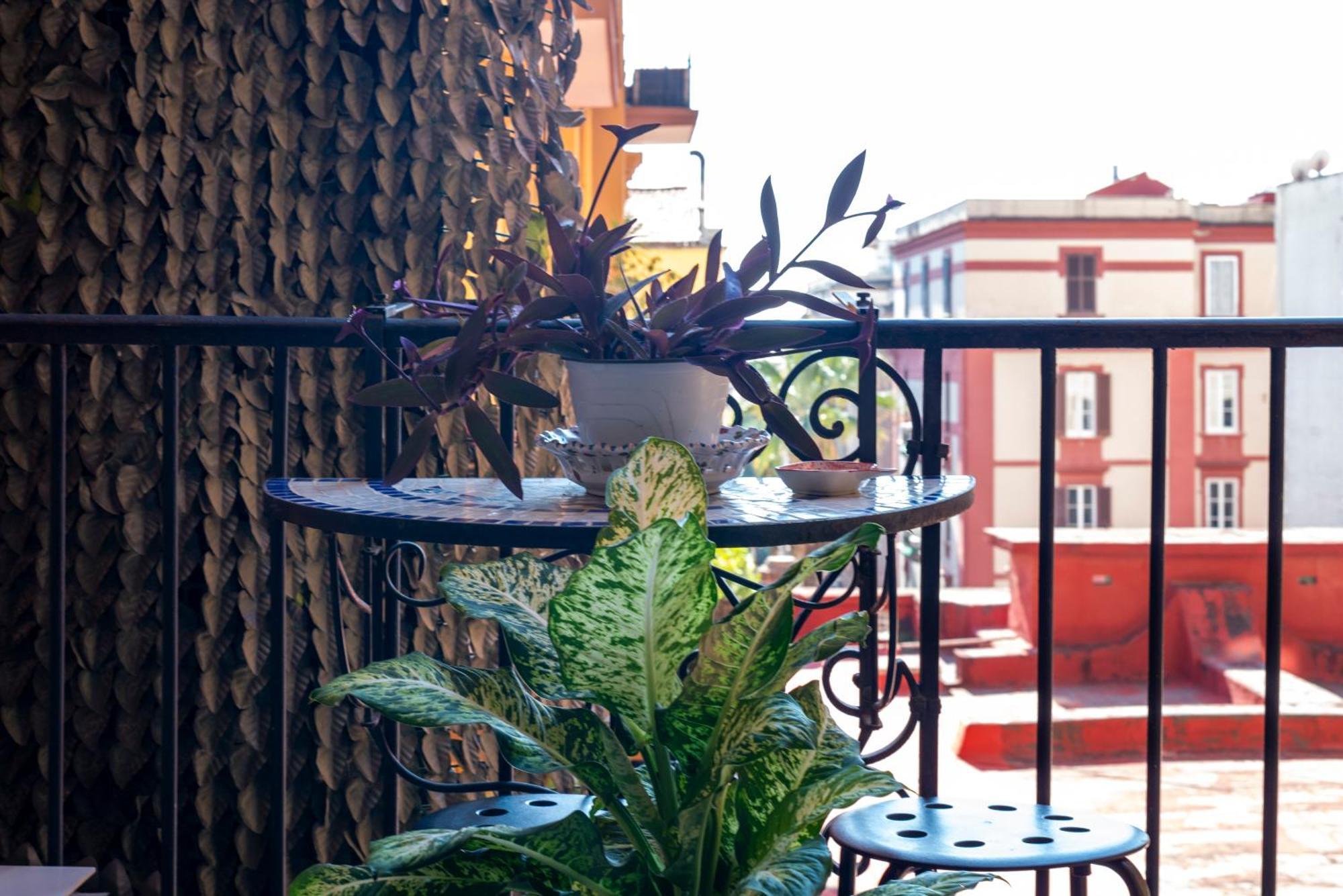 B&B Le Stanze Dei Mille Naples Extérieur photo